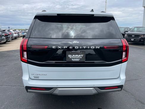 Used 2025 Ford Expedition Platinum AWD/4WD image 39