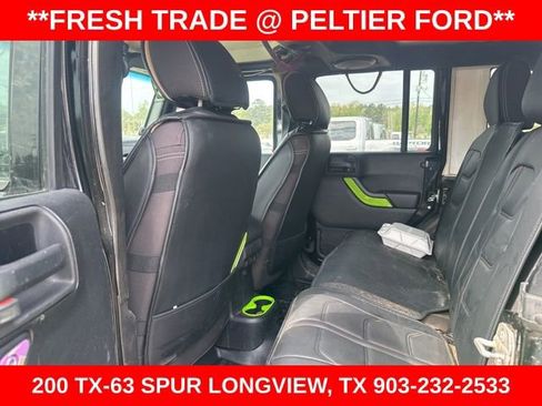 Used 2014 Jeep Wrangler Unlimited Rubicon w/ Connectivity Group image 10