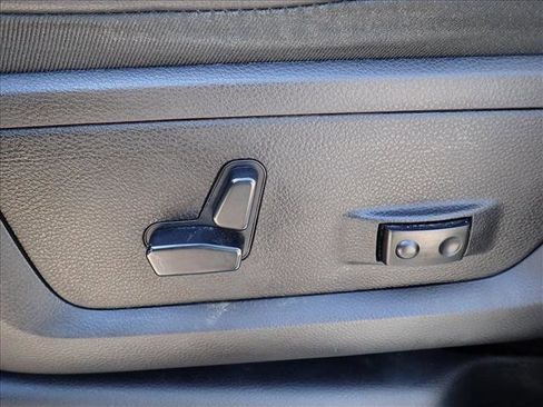 Used 2020 RAM 2500 Laramie AWD/4WD image 15
