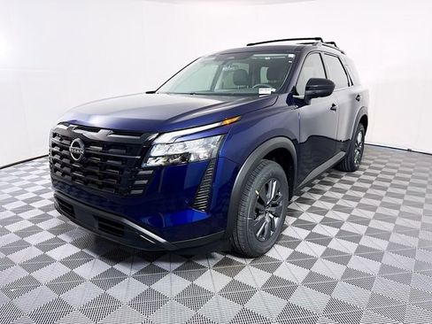 New 2026 Nissan Pathfinder SV image 3