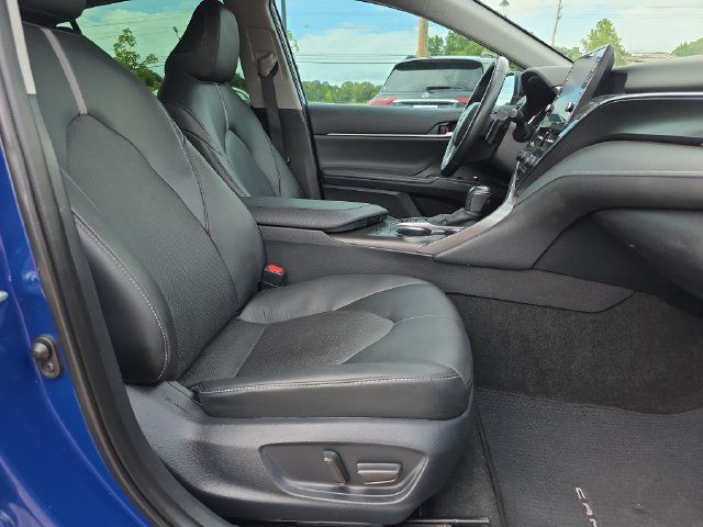 Used 2023 Toyota Camry XSE FWD image 15