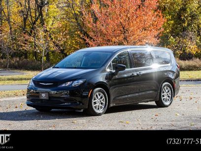Used 2022 Chrysler Voyager LX