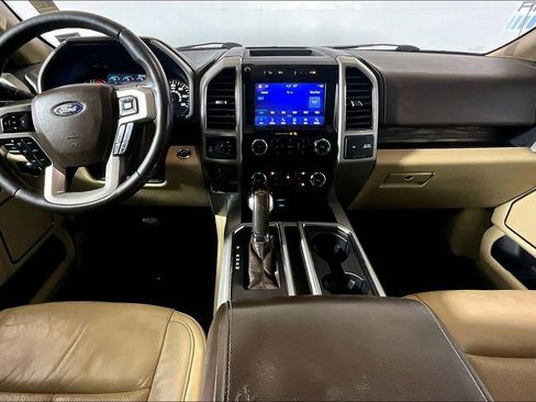 Used 2019 Ford F150 Lariat w/ Equipment Group 501A Mid image 11