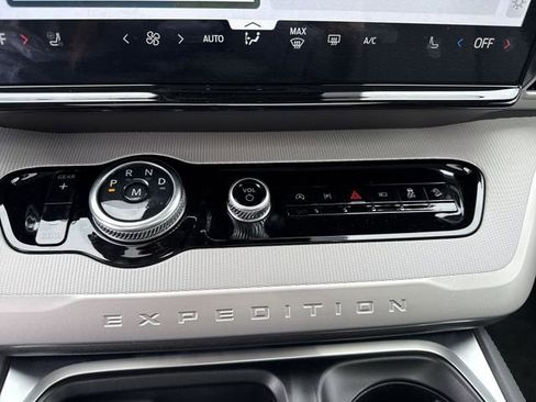 New 2026 Ford Expedition Max Active image 19