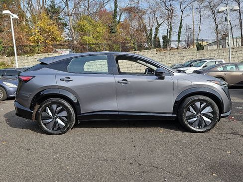 Certified 2023 Nissan Ariya AWD image 7