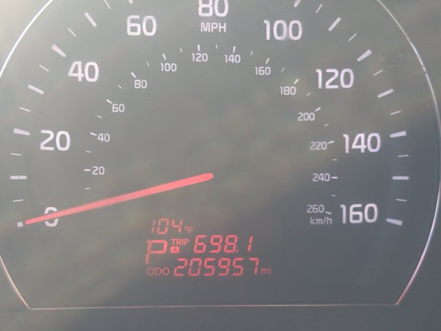 Used 2014 Kia Sorento LX FWD image 25