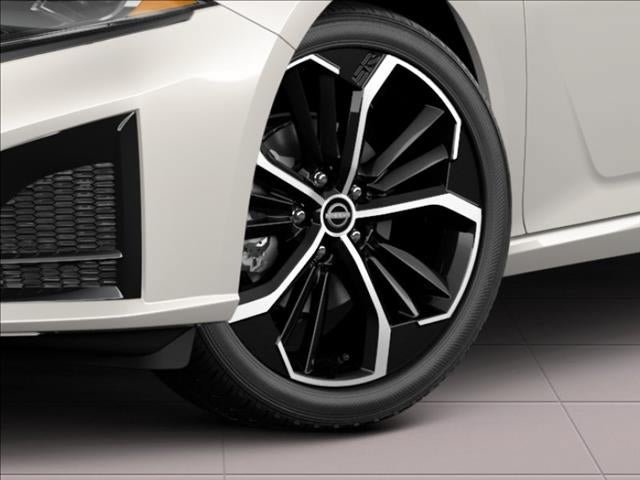 New 2026 Nissan Altima 2.5 SR FWD image 9