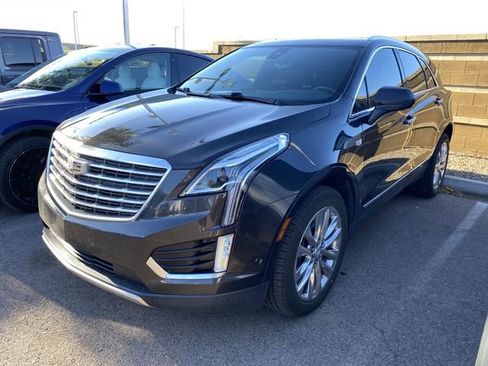 Used 2018 Cadillac XT5 Platinum w/ Driver Assist Package AWD/4WD image 1