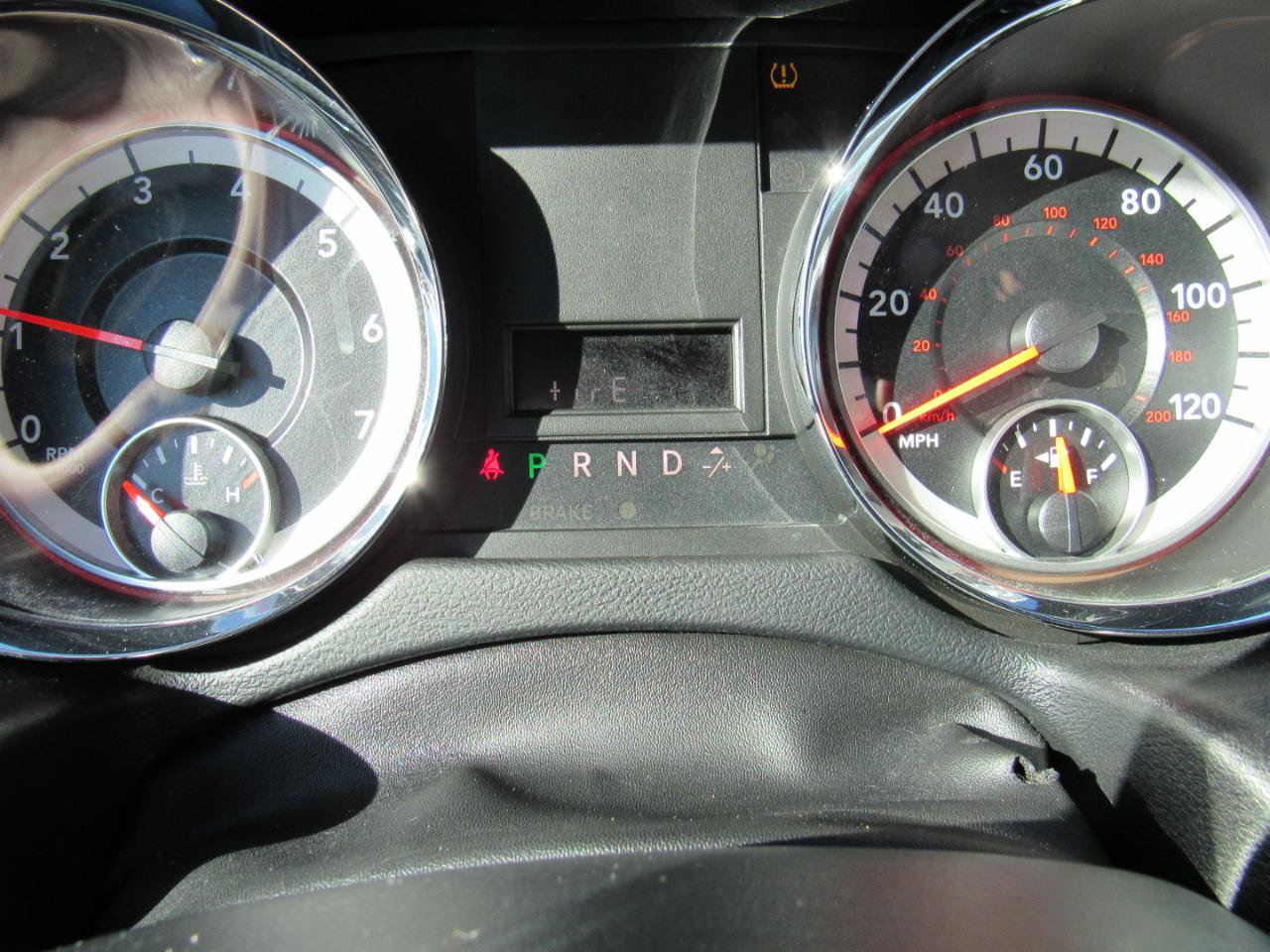 Used 2015 Dodge Grand Caravan SXT FWD image 18