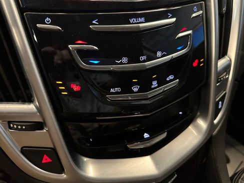 Used 2015 Cadillac SRX Luxury w/ Driver Awareness Package AWD/4WD image 14