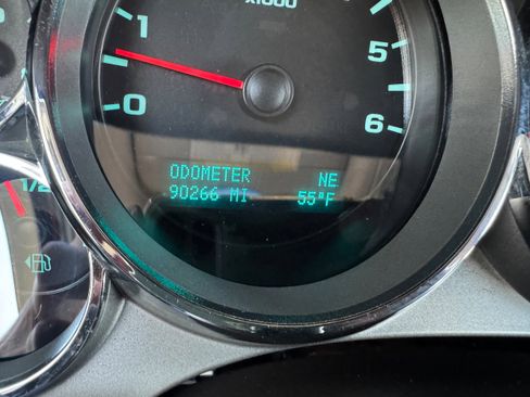 Used 2010 GMC Sierra 1500 SLE w/ Power Pack Plus image 13