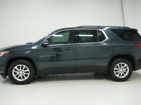 Used 2020 Chevrolet Traverse LT FWD image 7
