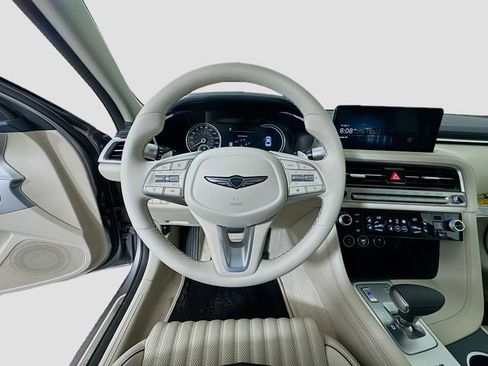 Certified 2026 Genesis G70 2.5T Prestige RWD image 10