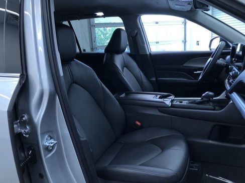 Certified 2026 Toyota Grand Highlander AWD image 22