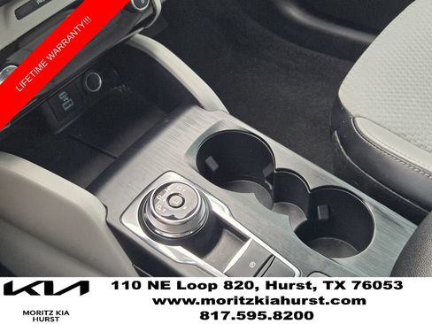 Used 2023 Ford Escape SE FWD image 11