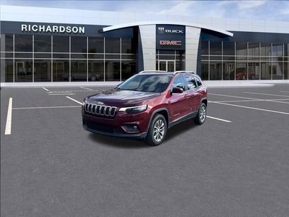 Used 2020 Jeep Cherokee Latitude Plus w/ Comfort/Convenience Group