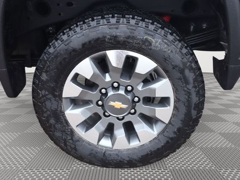 New 2026 Chevrolet Silverado 2500 Custom w/ Custom Value Package AWD/4WD image 17