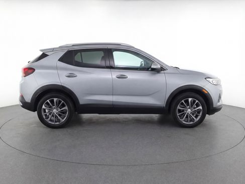 Used 2023 Buick Encore GX Select w/ Sport Touring Package image 8