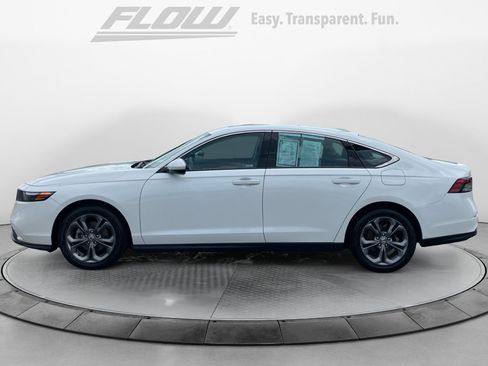 Used 2023 Honda Accord EX image 5