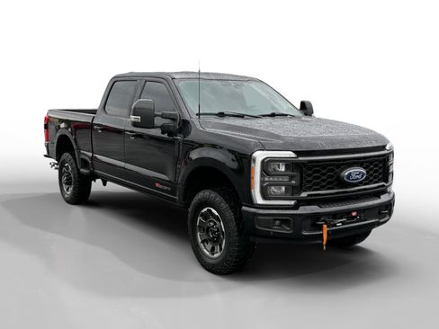 Certified 2023 Ford F250 Lariat w/ Lariat Ultimate Package image 7