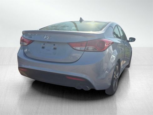 Used 2013 Hyundai Elantra SE w/ Technology Pkg image 6