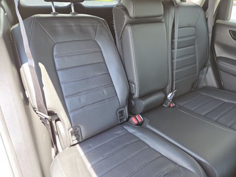 Used 2025 Honda CR-V EX-L image 24