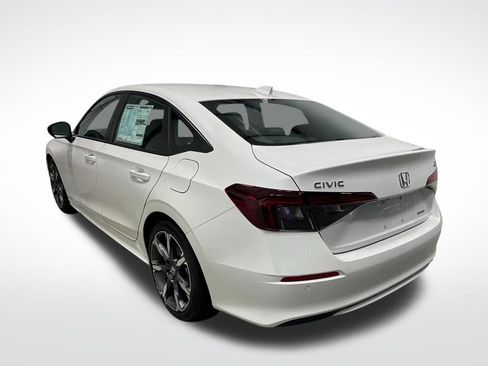 Used 2026 Honda Civic Sport Touring image 3