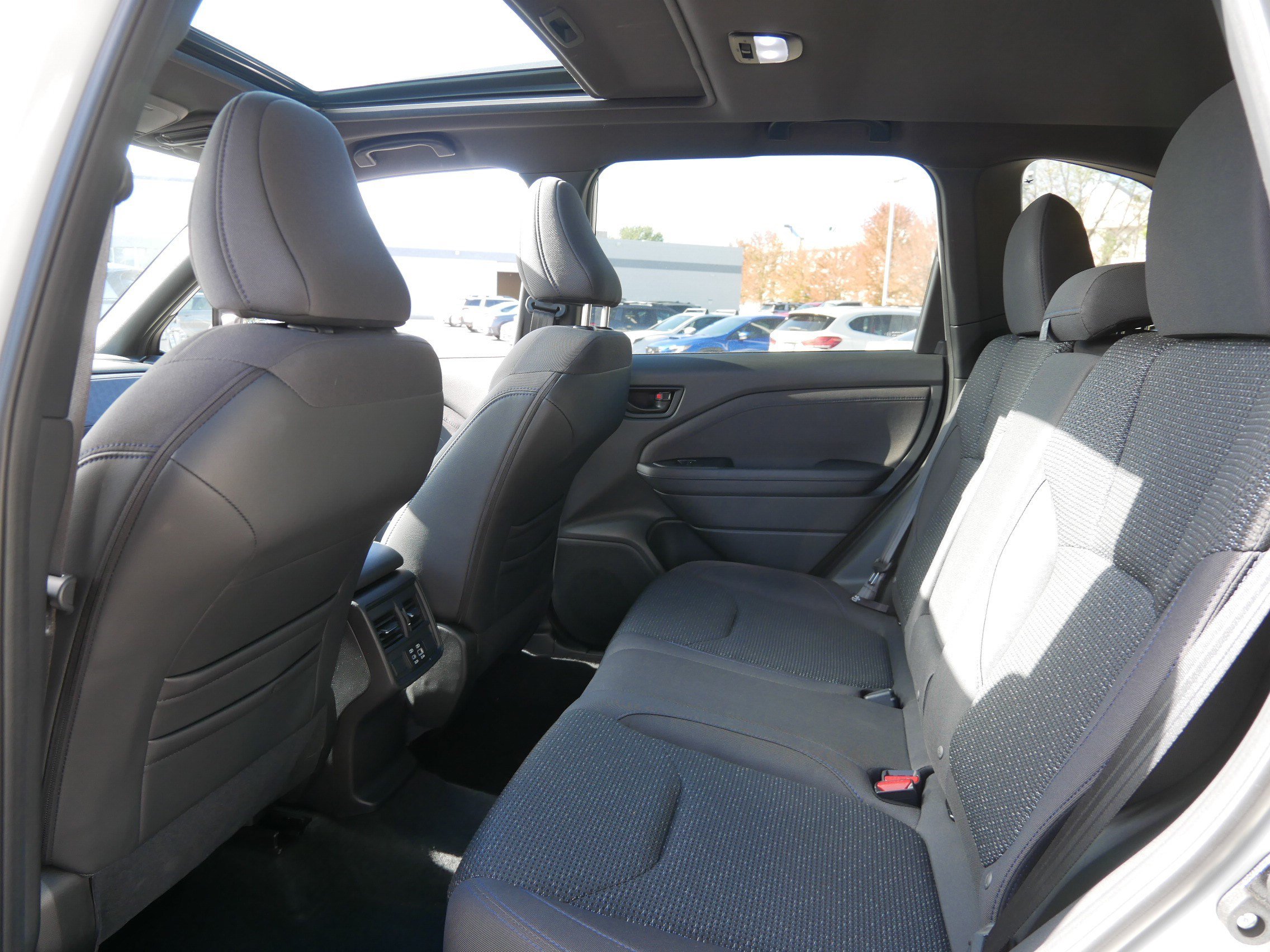 Certified 2025 Subaru Forester Premium AWD/4WD image 24