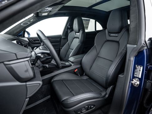 New 2025 Porsche Macan Turbo Electric image 20