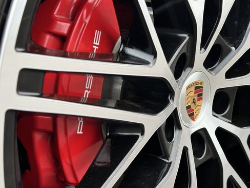 Certified 2025 Porsche Cayenne S image 14