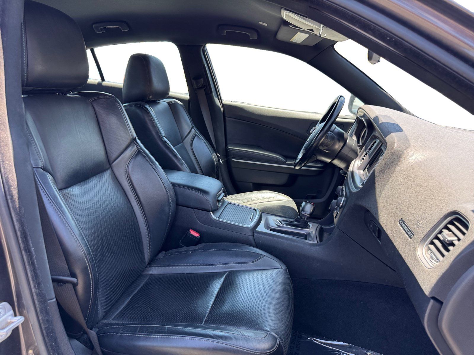 Used 2021 Dodge Charger SXT w/ Leather Interior Group RWD image 15
