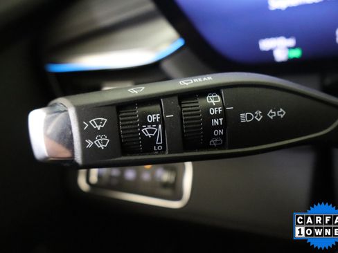 Used 2025 Buick Enclave Preferred FWD image 30