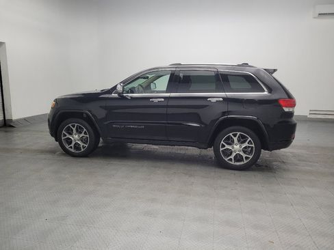 Used 2019 Jeep Grand Cherokee Overland image 3