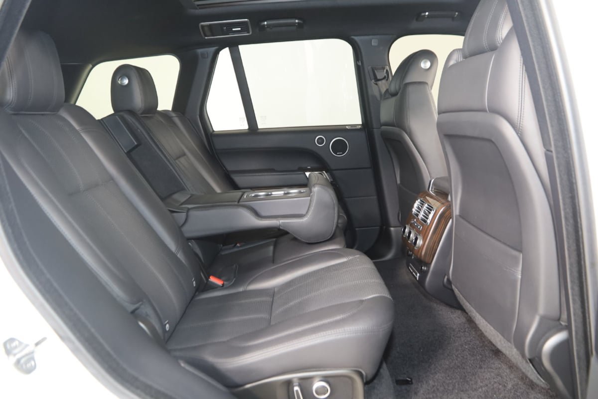 Used 2016 Land Rover Range Rover Supercharged AWD/4WD image 15