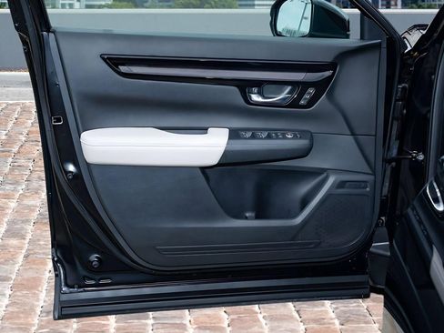 Certified 2025 Honda CR-V EX-L image 12