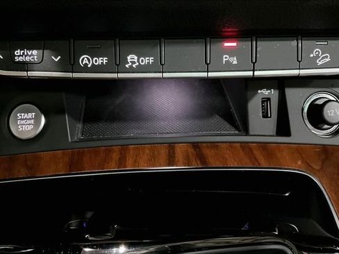 Used 2023 Audi Q5 2.0T Premium w/ Convenience Package image 23