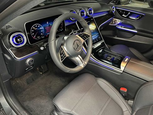 Used 2025 Mercedes-Benz C 300 4MATIC Sedan image 26