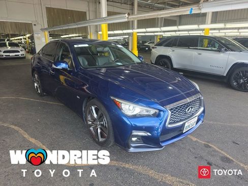 Used 2019 INFINITI Q50 Signature Edition w/ All Weather Package (L93) image 1