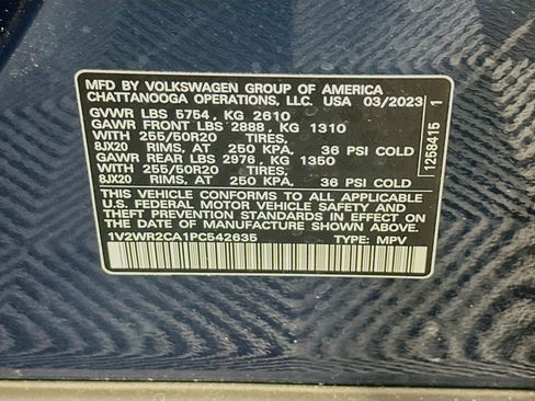 Used 2023 Volkswagen Atlas SE w/ Black Wheel Package FWD image 12