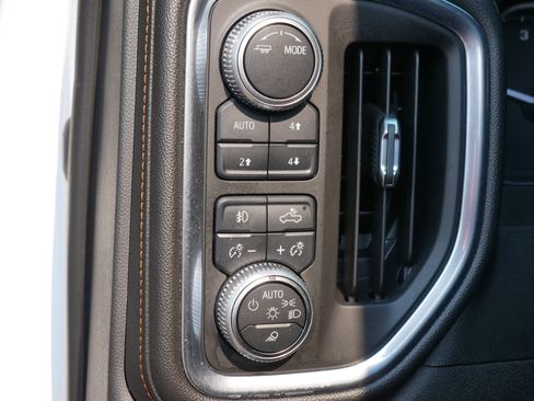 Used 2020 GMC Sierra 1500 AT4 w/ AT4 Premium Package image 5