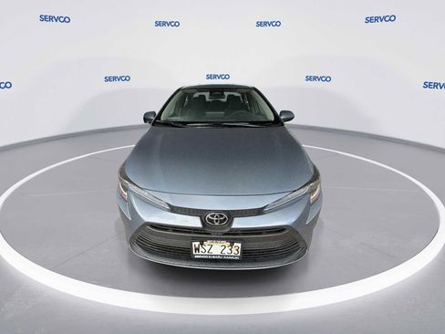 Used 2023 Toyota Corolla LE image 3