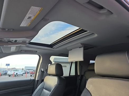 Used 2019 Chevrolet Tahoe Premier AWD/4WD image 24