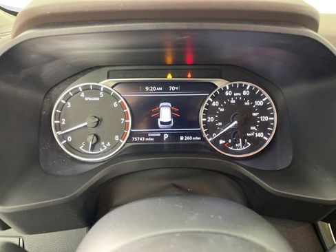 Used 2022 Nissan Rogue SV FWD image 24