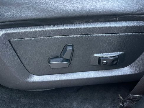 Used 2016 RAM 1500 Sport w/ Convenience Group image 25