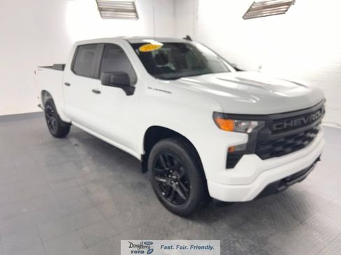 Used 2023 Chevrolet Silverado 1500 Custom w/ LPO, Dark Essentials Package AWD/4WD image 3