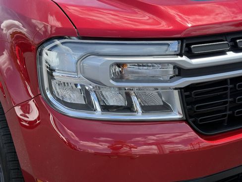Certified 2022 Ford Maverick Lariat w/ Lariat Luxury Package FWD image 9