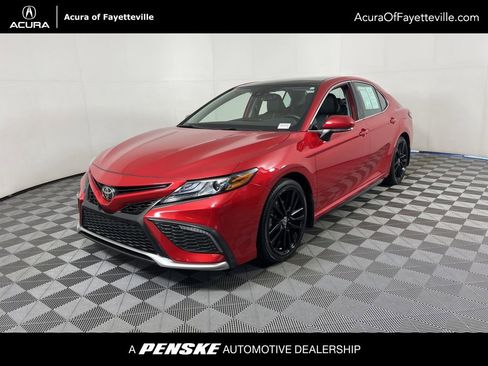 Used 2022 Toyota Camry XSE image 1