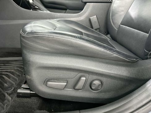 Used 2017 Kia Niro Touring w/ Advanced Technology Package image 14