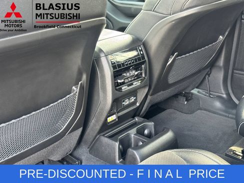 Used 2023 Jeep Grand Cherokee L Laredo AWD/4WD image 21