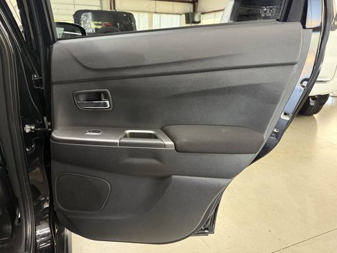 Used 2021 Mitsubishi Outlander Sport SE AWD/4WD image 12
